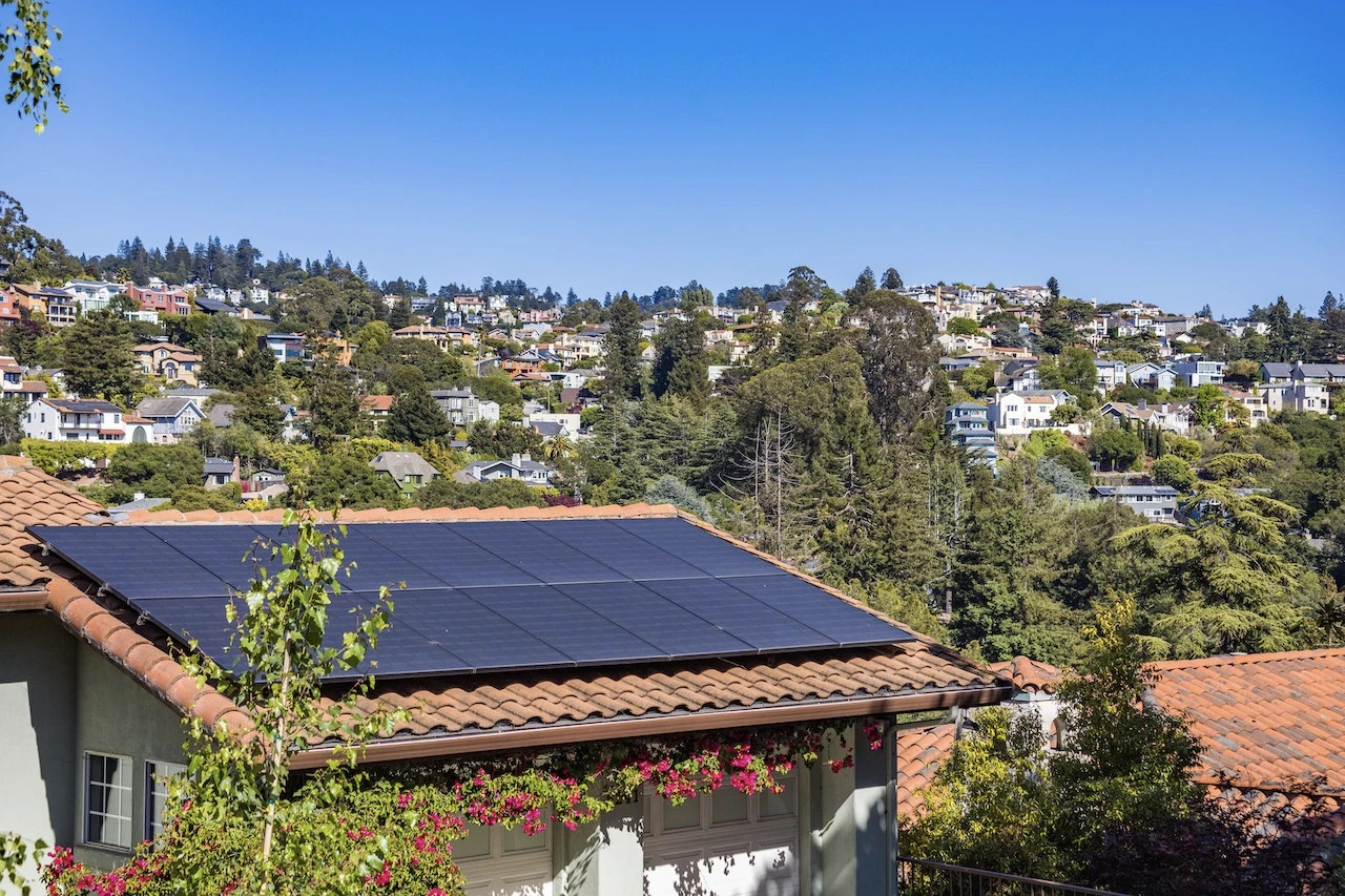 house with solar panel on the roof